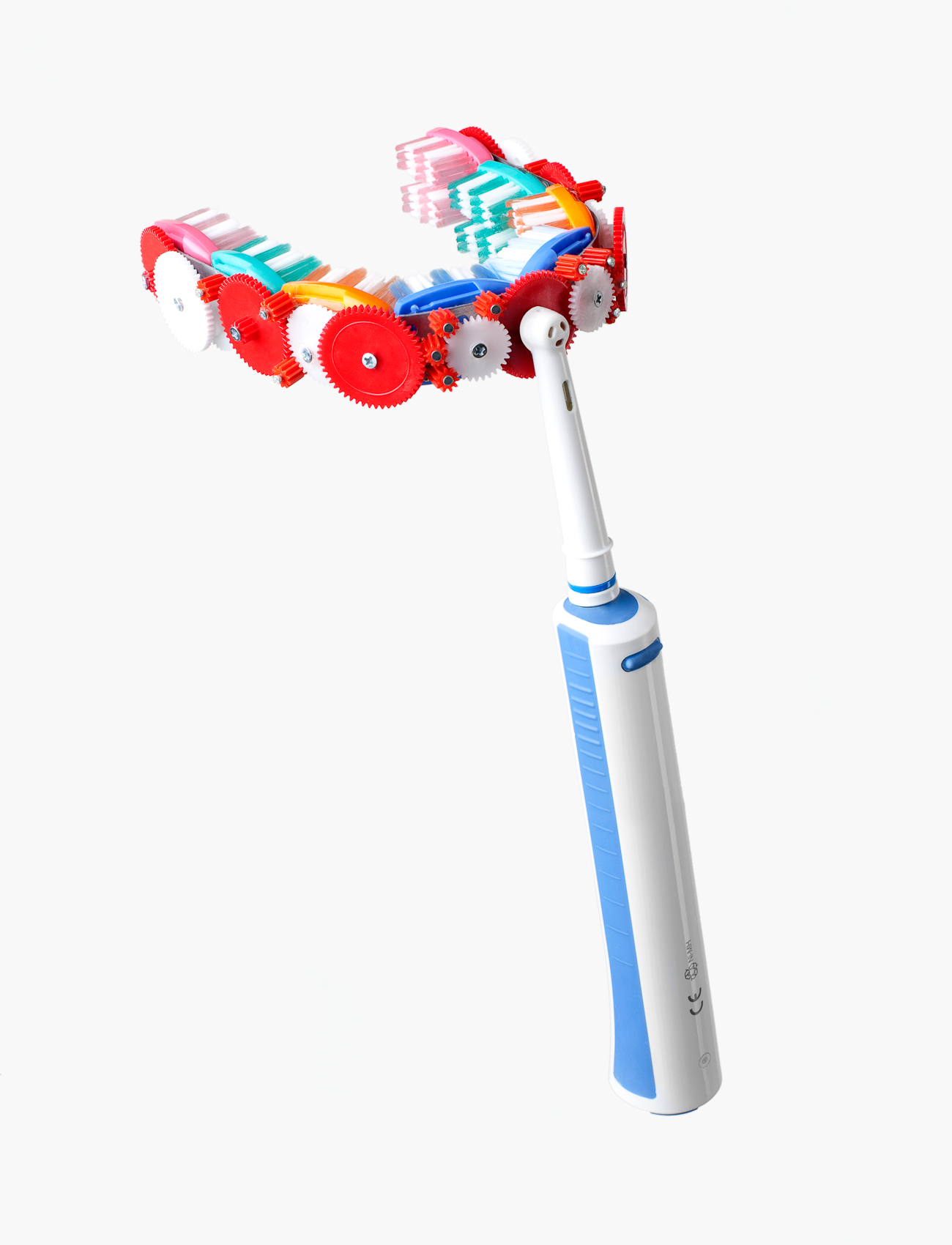 Automatic upper and lower full mouth tooth brush. Prototypes | PATRICK STRATTNER PHOTOGRAPHY