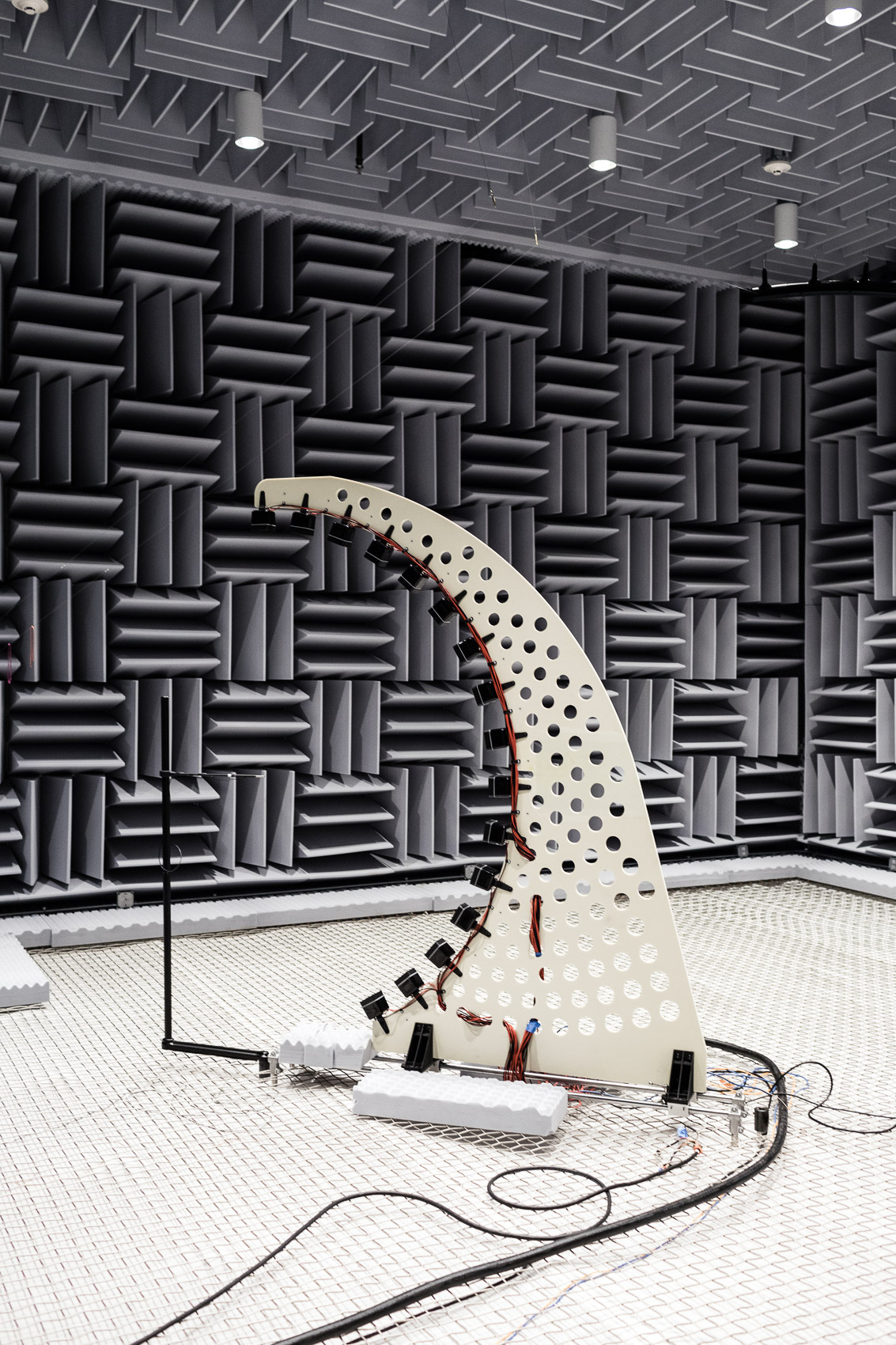 Anechoic chamber at SONOS | Los Angeles | Editorial and Commercial Photographer Patrick Strattner